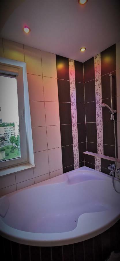 Apartament Familijny Gdansk 3 Rooms 64M2 Dış mekan fotoğraf